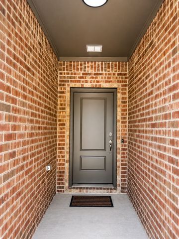 8381 ROCKHOPPER Lane, Garland, TX 75043