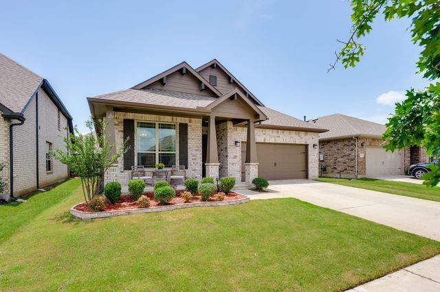 1320 Rosebush Road, Aubrey, TX 76227