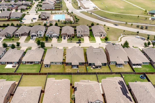 1320 Rosebush Road, Aubrey, TX 76227