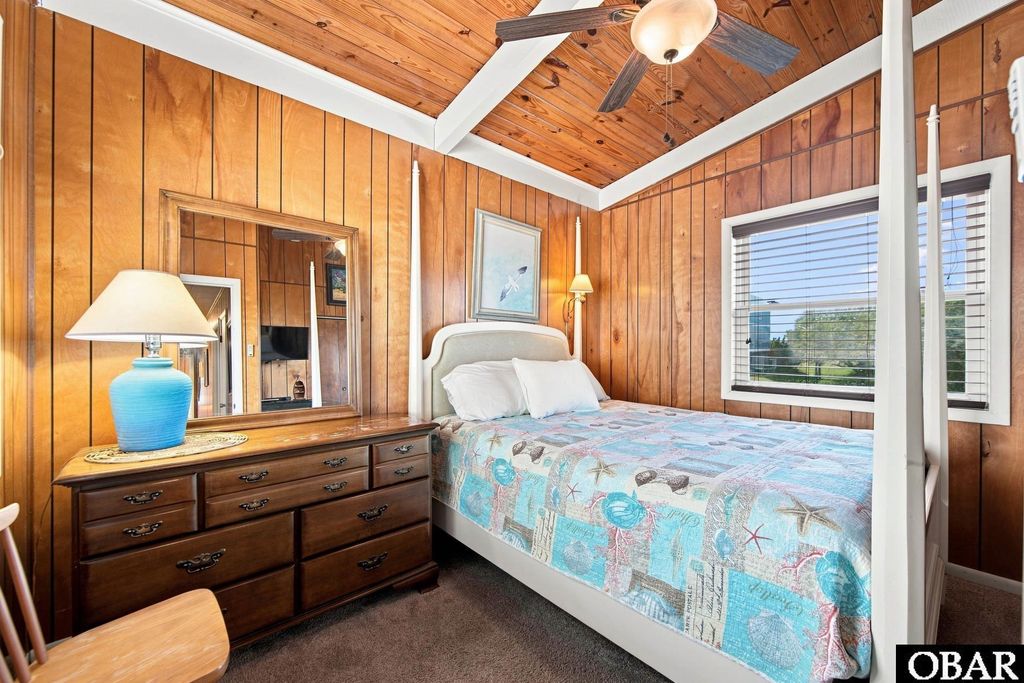 Image 22 of property listing at 4212 Lindbergh Avenue, Kitty Hawk, NC 27949