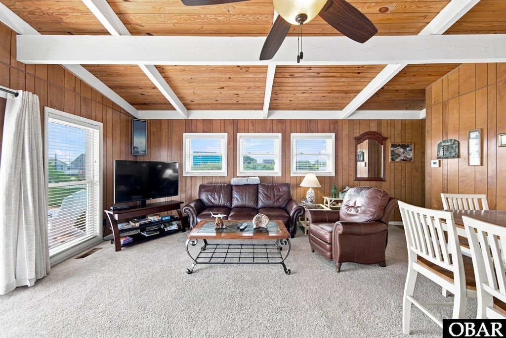 Image 4 of property listing at 4212 Lindbergh Avenue, Kitty Hawk, NC 27949