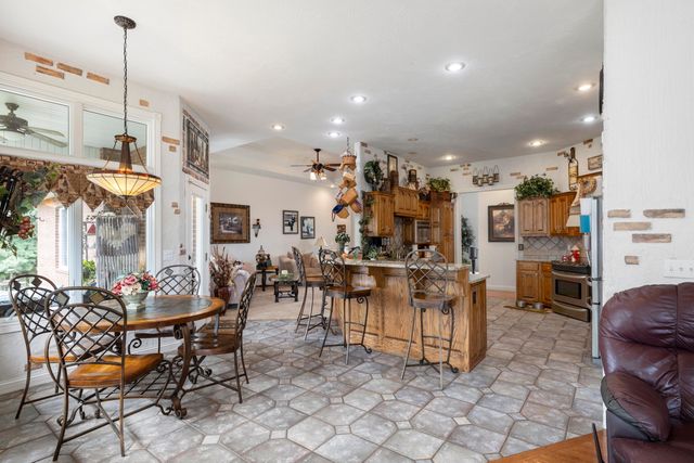 4345 E Cromwell Street, Springfield, MO 65802