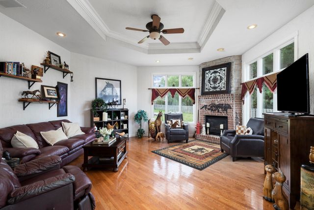 4345 E Cromwell Street, Springfield, MO 65802