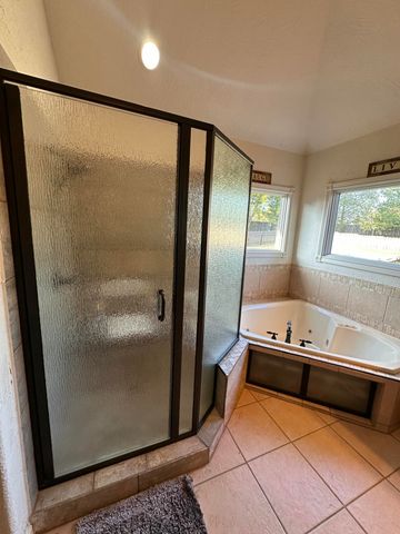 4345 E Cromwell Street, Springfield, MO 65802