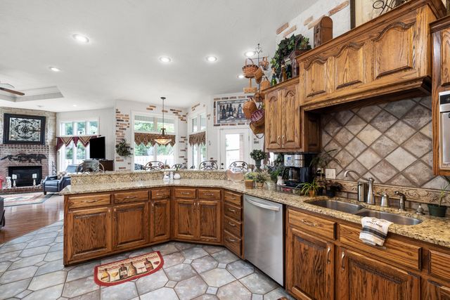 4345 E Cromwell Street, Springfield, MO 65802