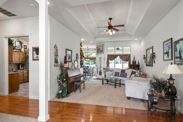 4345 E Cromwell Street, Springfield, MO 65802