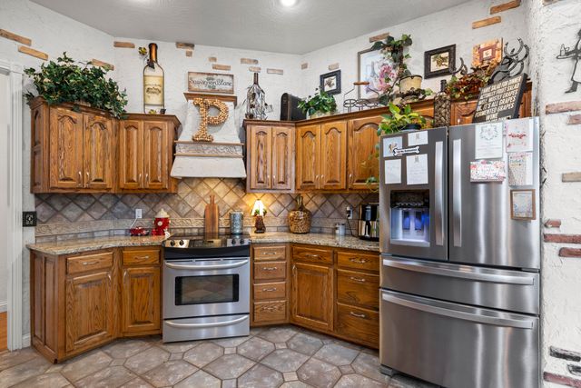 4345 E Cromwell Street, Springfield, MO 65802