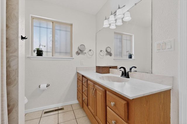 1914 Father Sky Street NE, Albuquerque, NM 87112