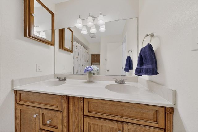 1914 Father Sky Street NE, Albuquerque, NM 87112