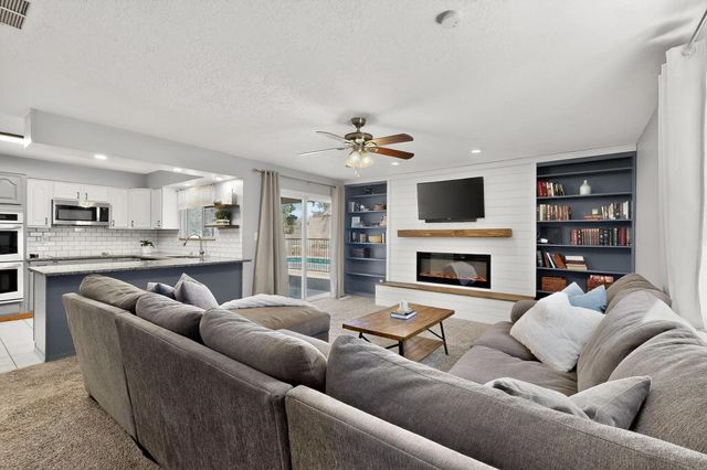 1914 Father Sky Street NE, Albuquerque, NM 87112