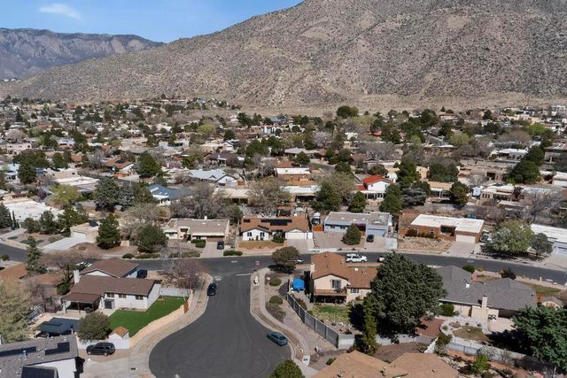 1914 Father Sky Street NE, Albuquerque, NM 87112