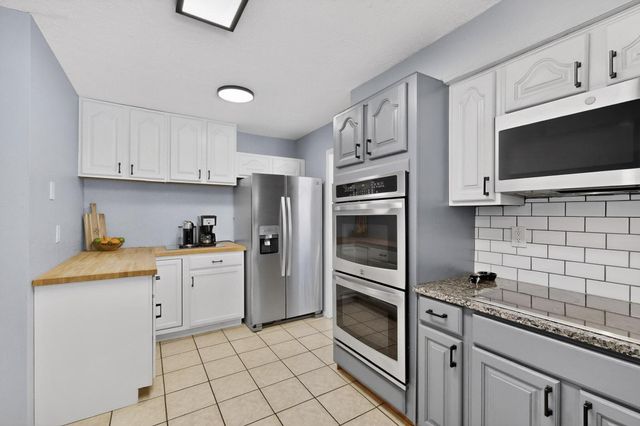 1914 Father Sky Street NE, Albuquerque, NM 87112