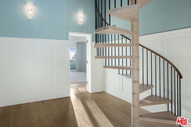 1347 Palisades Beach Road, Santa Monica, CA 90401