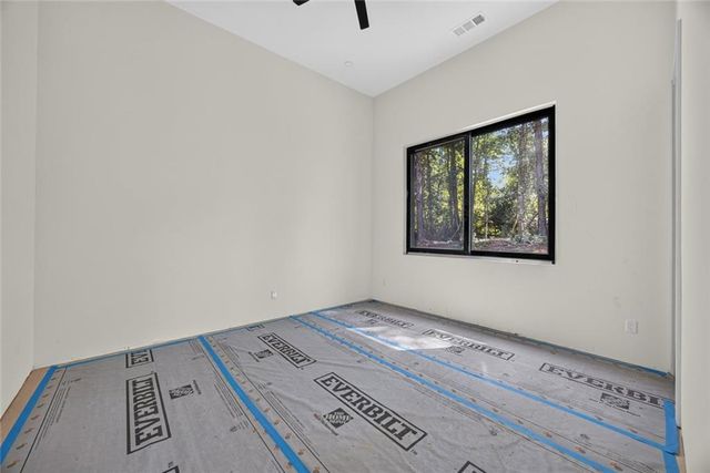 7060 Bells Way, Fairburn, GA 30213