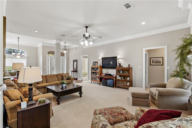 401 Sapphire Drive, College Station, TX 77844