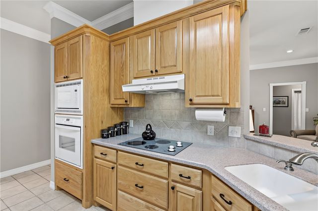 401 Sapphire Drive, College Station, TX 77844