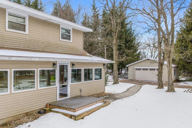 E10013 County Road P, Wisconsin Dells, WI 53965