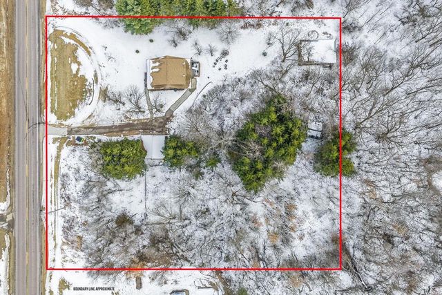 E10013 County Road P, Wisconsin Dells, WI 53965