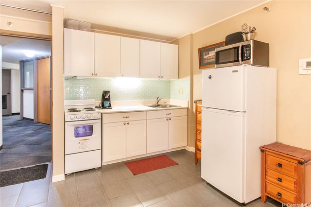 1088 Bishop Street 1108, Honolulu, HI 96813