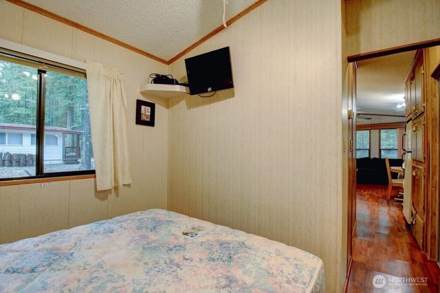 96 Sunset Circle, Deming, WA 98244