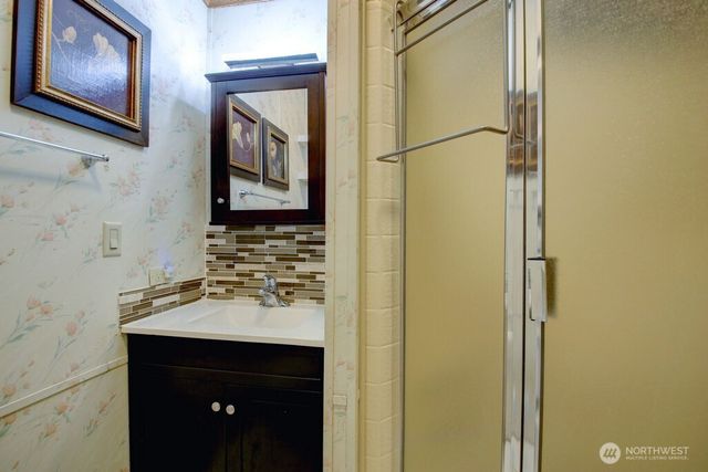 96 Sunset Circle, Deming, WA 98244