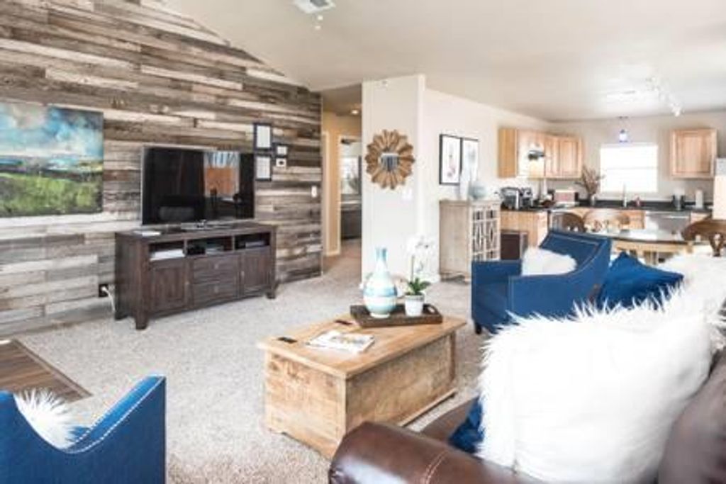 6902 Viewing PL, Austin, TX 78719