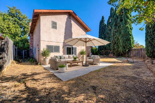 7911 Summerplace Dr, Citrus Heights, CA 95621