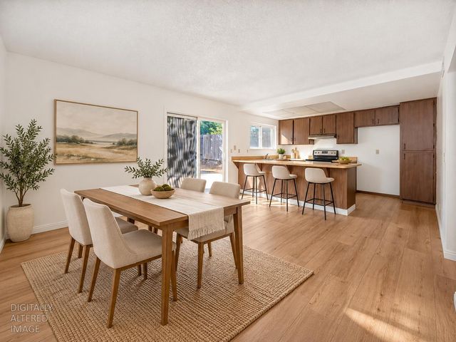 7911 Summerplace Dr, Citrus Heights, CA 95621