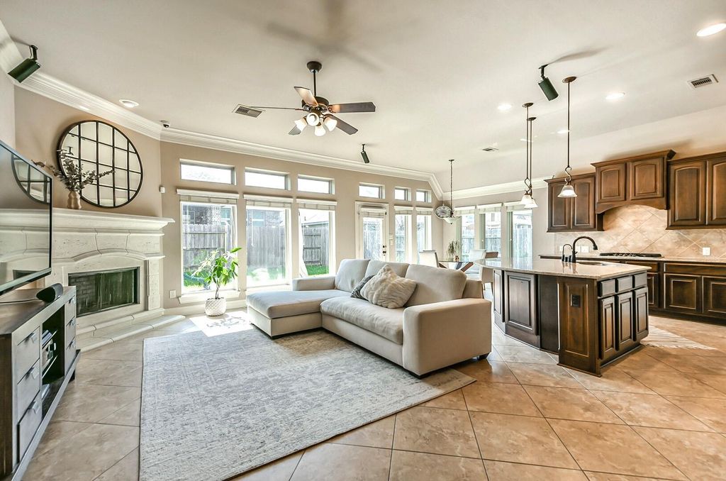 10323 Belvamera Road, Richmond, TX 77407
