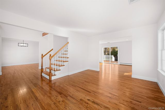 3 Ariel Court, Rocky Point, NY 11778