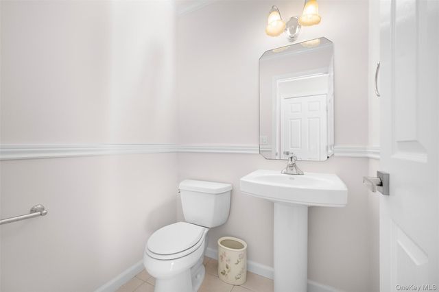 3 Ariel Court, Rocky Point, NY 11778