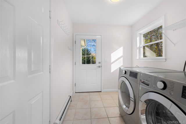 3 Ariel Court, Rocky Point, NY 11778