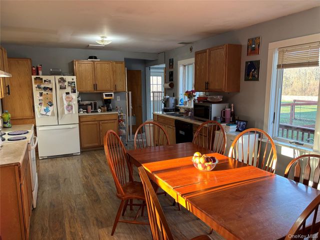 239 Rokeby Road, Red Hook, NY 12571