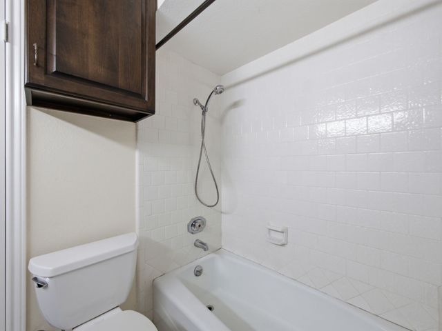 180 Davis Road, Combine, TX 75159