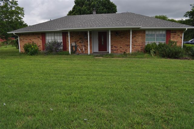 180 Davis Road, Combine, TX 75159
