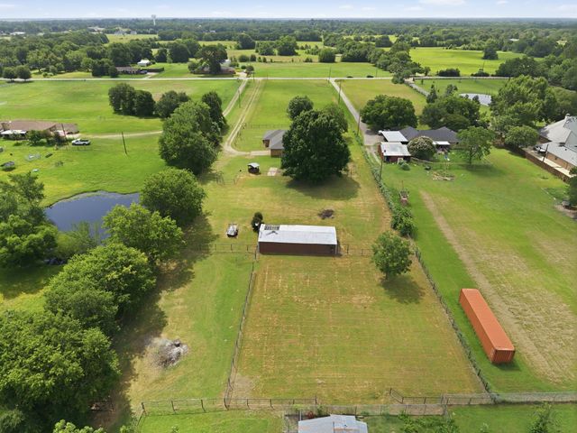 180 Davis Road, Combine, TX 75159