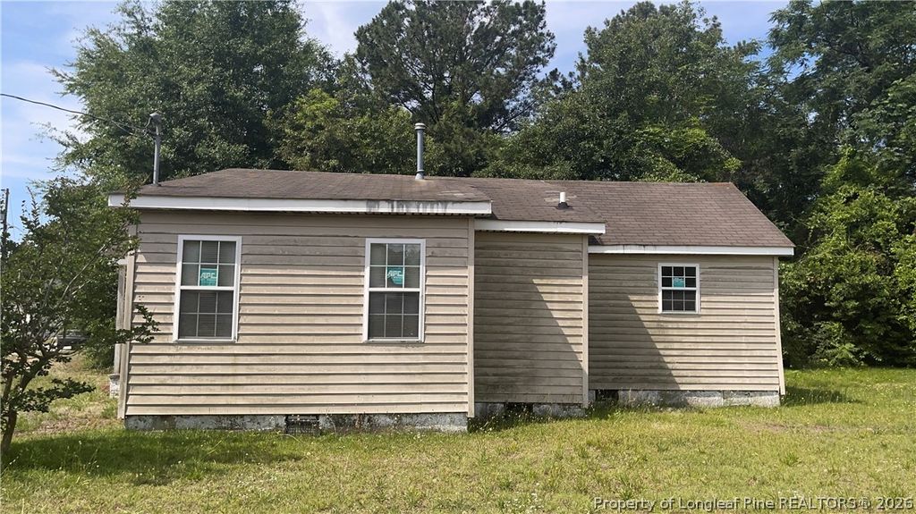 7441 3rd Street, Wade, NC 28395 — photo 4