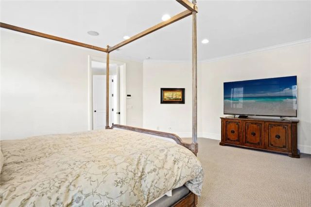 1836 Port Stanhope Place, Newport Beach, CA 92660