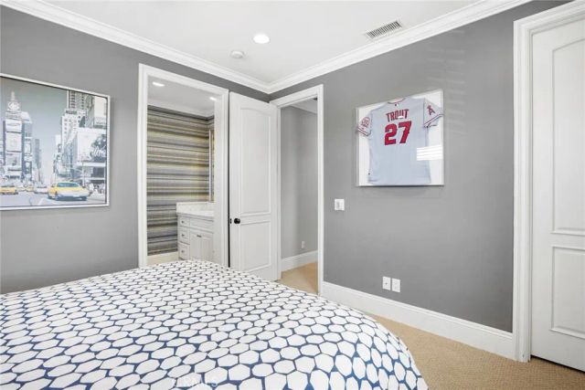 1836 Port Stanhope Place, Newport Beach, CA 92660
