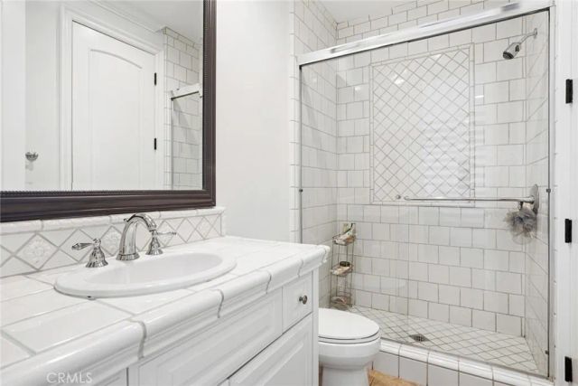 1836 Port Stanhope Place, Newport Beach, CA 92660