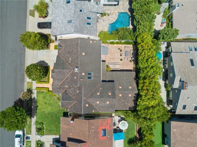 1836 Port Stanhope Place, Newport Beach, CA 92660