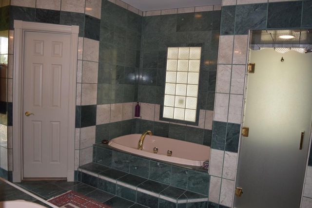 695 Sunset DR, Wimberley, TX 78676