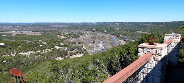 695 Sunset DR, Wimberley, TX 78676
