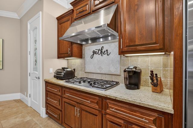 9569 De La Rosa Pl, Elk Grove, CA 95758