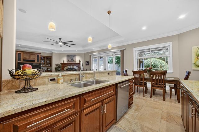 9569 De La Rosa Pl, Elk Grove, CA 95758