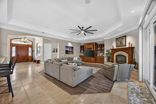 9569 De La Rosa Pl, Elk Grove, CA 95758