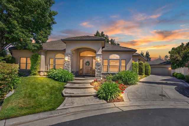 9569 De La Rosa Pl, Elk Grove, CA 95758