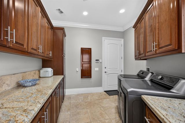 9569 De La Rosa Pl, Elk Grove, CA 95758