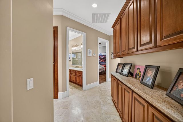 9569 De La Rosa Pl, Elk Grove, CA 95758