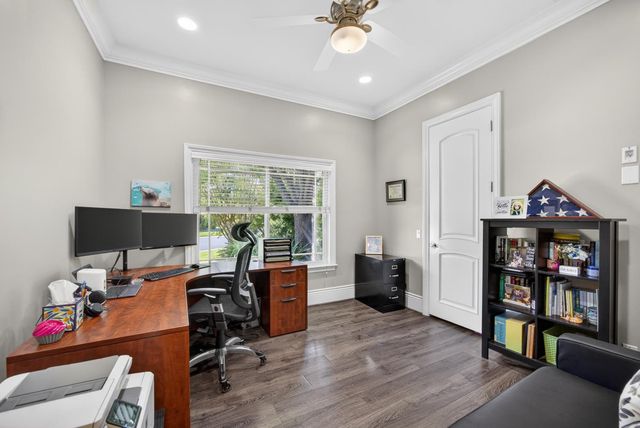 9569 De La Rosa Pl, Elk Grove, CA 95758